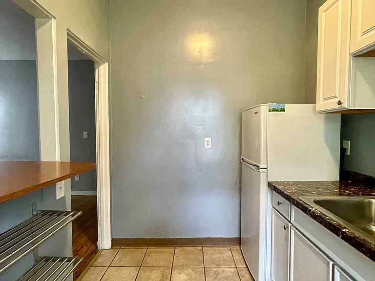 714 Ivy St #2 — Photo 6