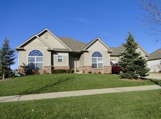 306 Red Hawk Rd, Hampshire, IL 60140