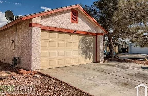 2nd image of 1909 Plumas Ct