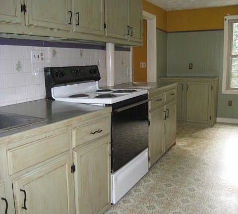 3rd image of 83 Rockaway St