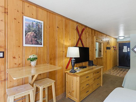 5th image of 2000 North Village Dr #222
