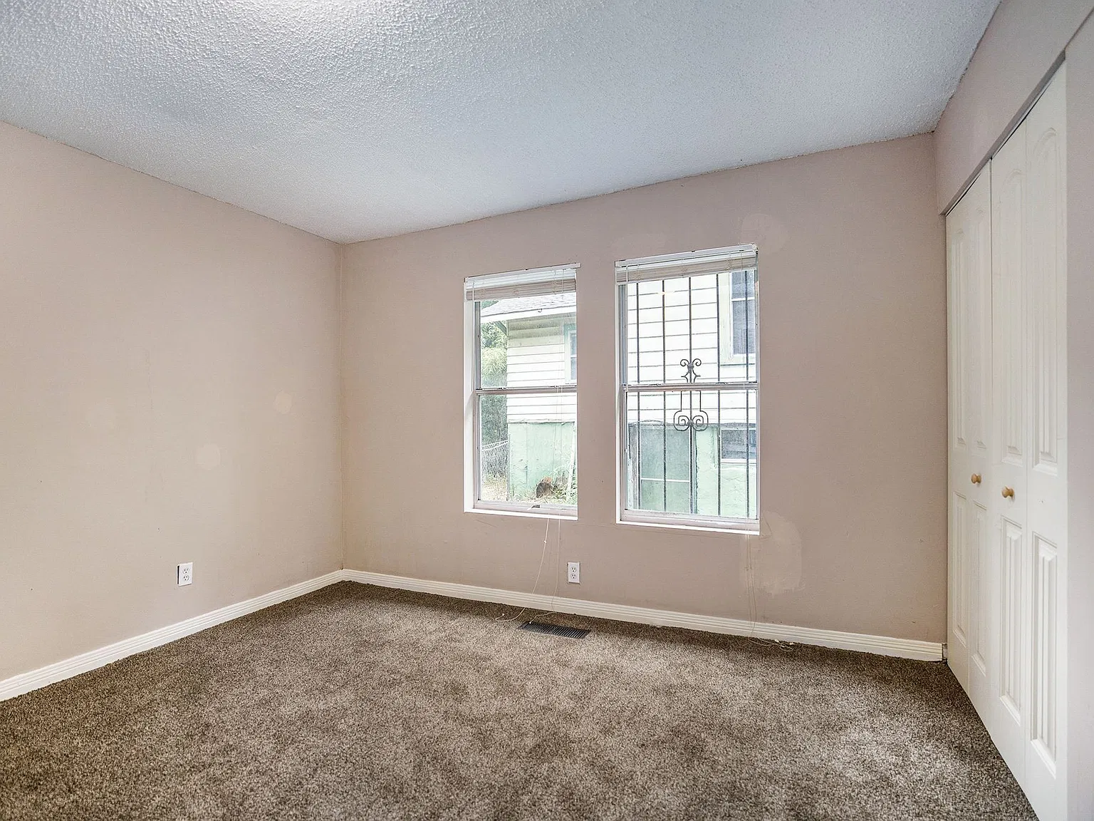 4311 5th Avenue - 1 — Photo 4