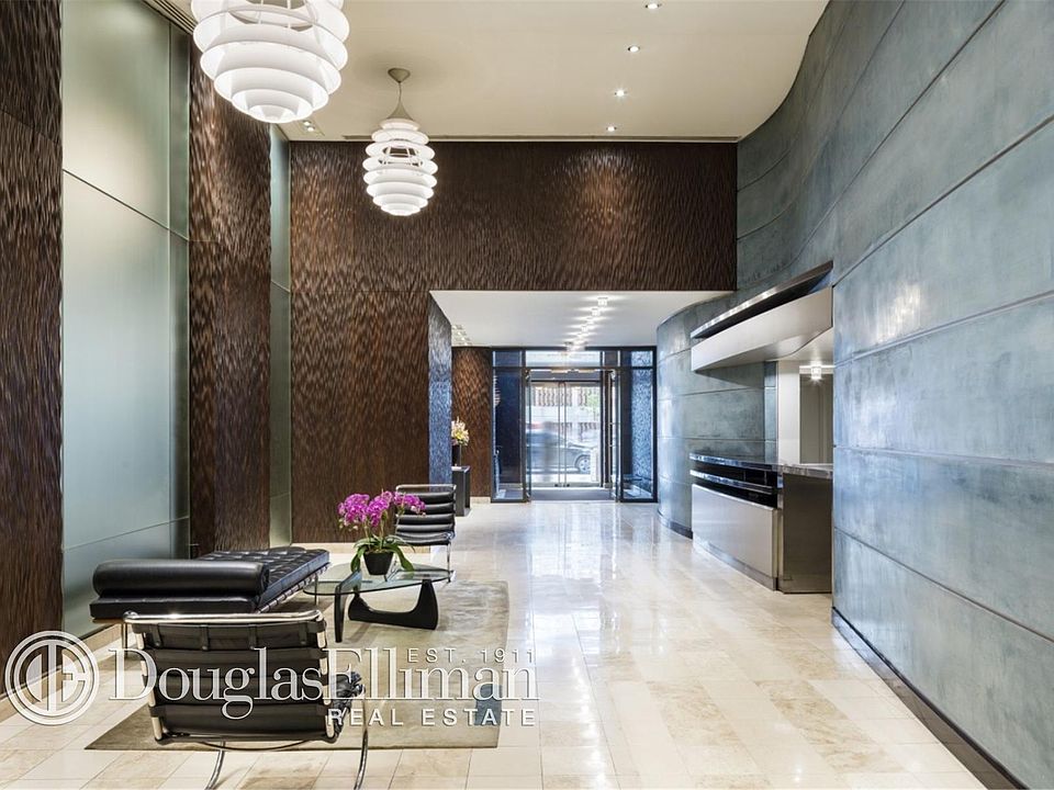 1st image of 420 W 42nd St APT 31F