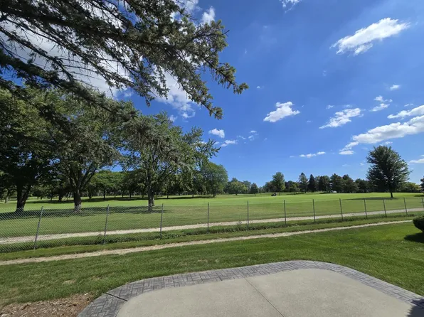 7436 W Tuckaway Creek DRIVE, Franklin, WI 53132