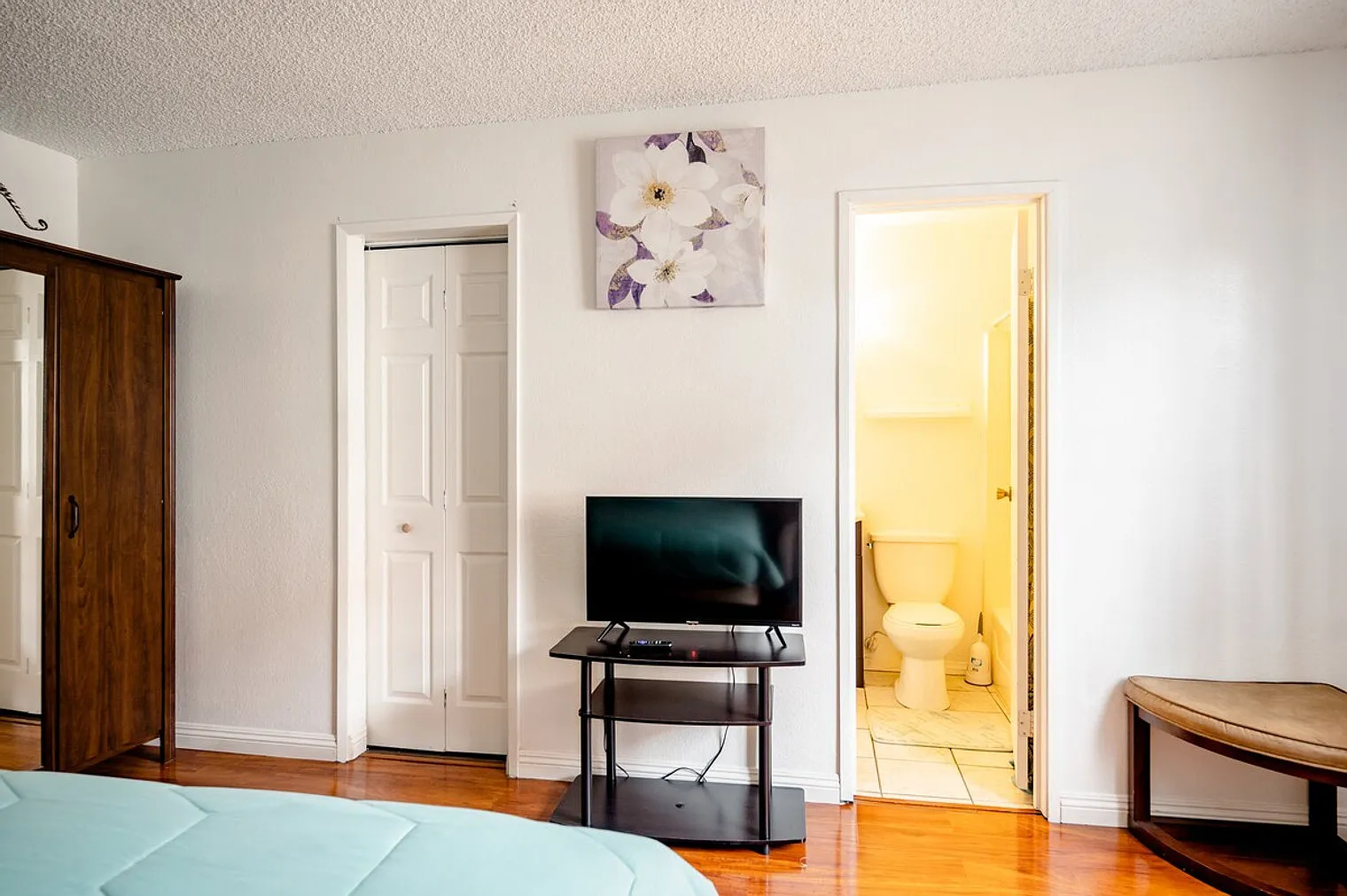 2 bed, 2.0 bath, $2,949 — Photo 4