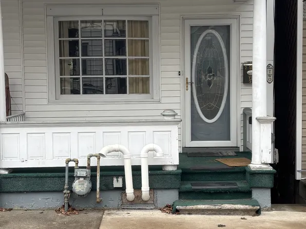 2 S Vine St, Shamokin, PA 17872