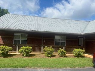 31 Runners Ln, Maysville, GA 30558