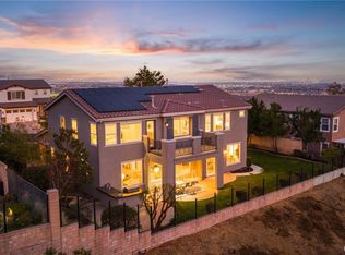 4568 Creekside Ln, Fontana, CA 92336