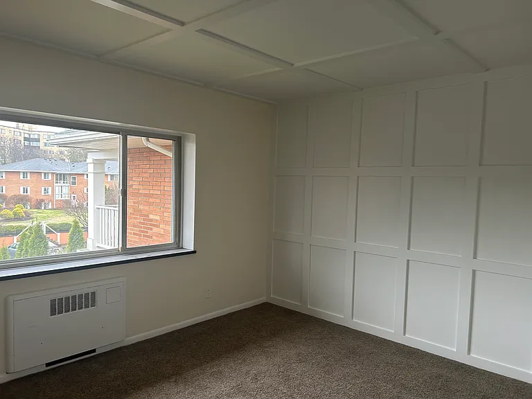 2411 East Ave #5 — Photo 27