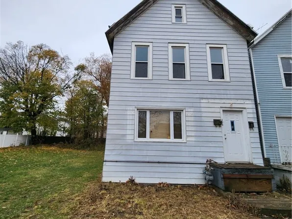 324 Carlton St, Buffalo, NY 14204