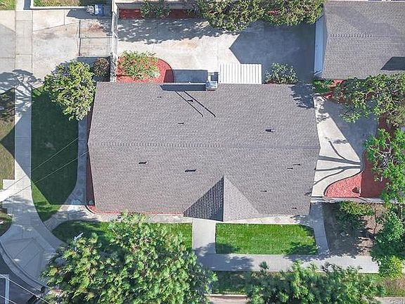 2nd image of 10255 Lemona Ave