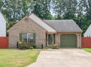 105 Kincaid Ln, Hampton, VA 23666