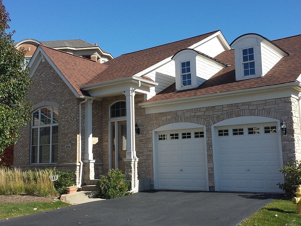 1st image of 2714 Summit Dr