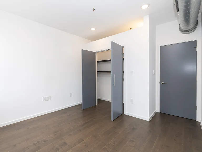 1520 N Marshall St #1 — Photo 8