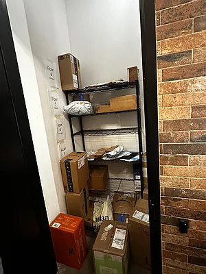 Rented by Nooklyn NYC LLC | media 44