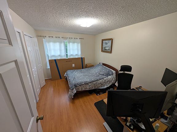 5th image of 33 Baldwin Ct