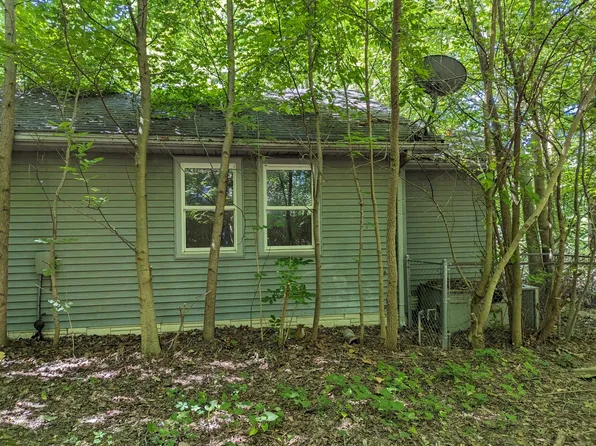 1451 Continental Camp Rd, Griffin, IN 47616