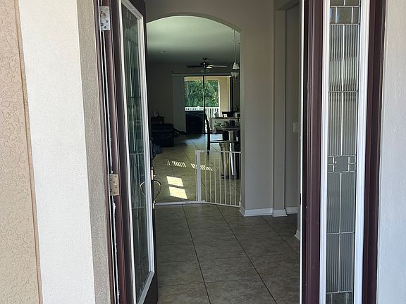 2nd image of 10723 Pleasant Knoll Dr