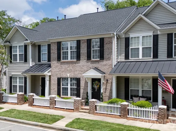 1620 Chamberside Dr, Rock Hill, SC 29730
