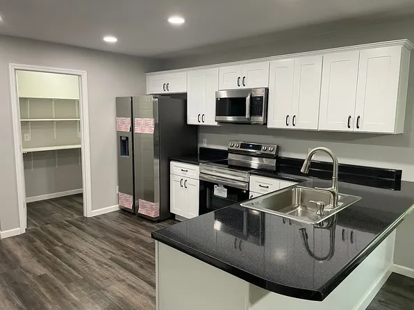 259 1st Ave N, Munford, AL 36268