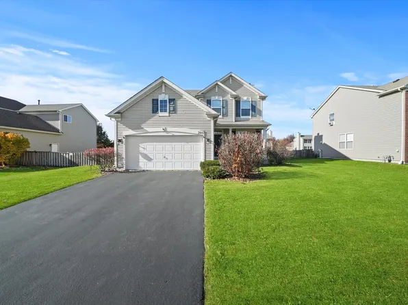 2447 Charismatic Ln, Montgomery, IL 60538