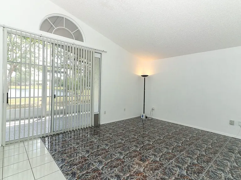 743 Deacon Winn Ct — Photo 3