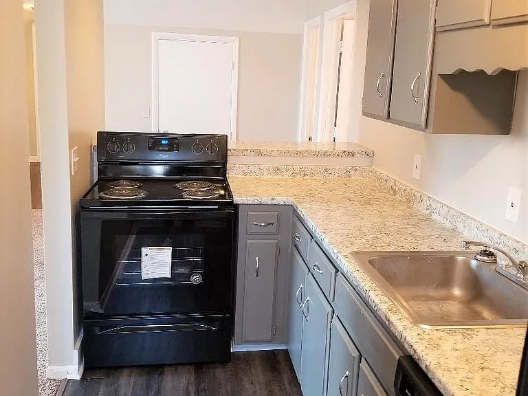 2113 Belmont Blvd #5 — Photo 7