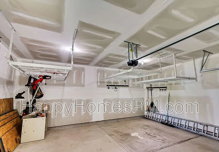 1718 Emmets Rd — Photo 11