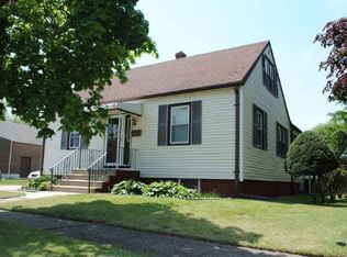 328 Pine St, Burlington Township, NJ 08016