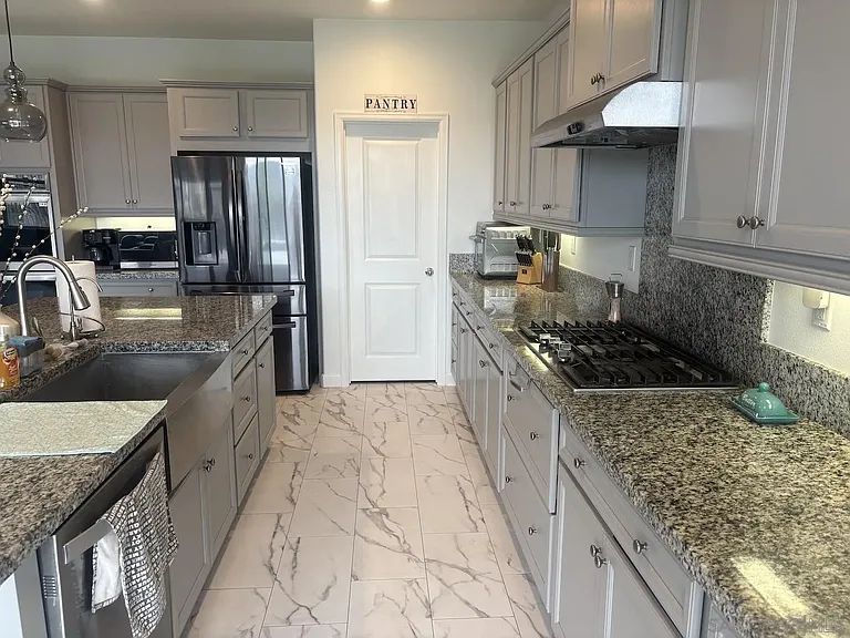 4633 Quiet Ridge Ln — Photo 2