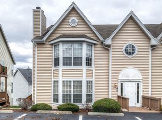 1508 Whispering Creek Dr APT B, Ballwin, MO