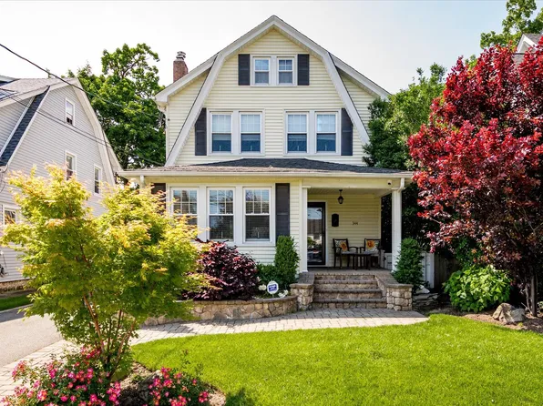 344 N Forest Avenue, Rockville Centre, NY 11570