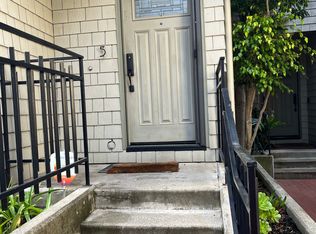 733 Fairfield Rd APT 5, Burlingame, CA 94010