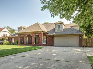 2712 W 68th St S, Tulsa, OK 74132