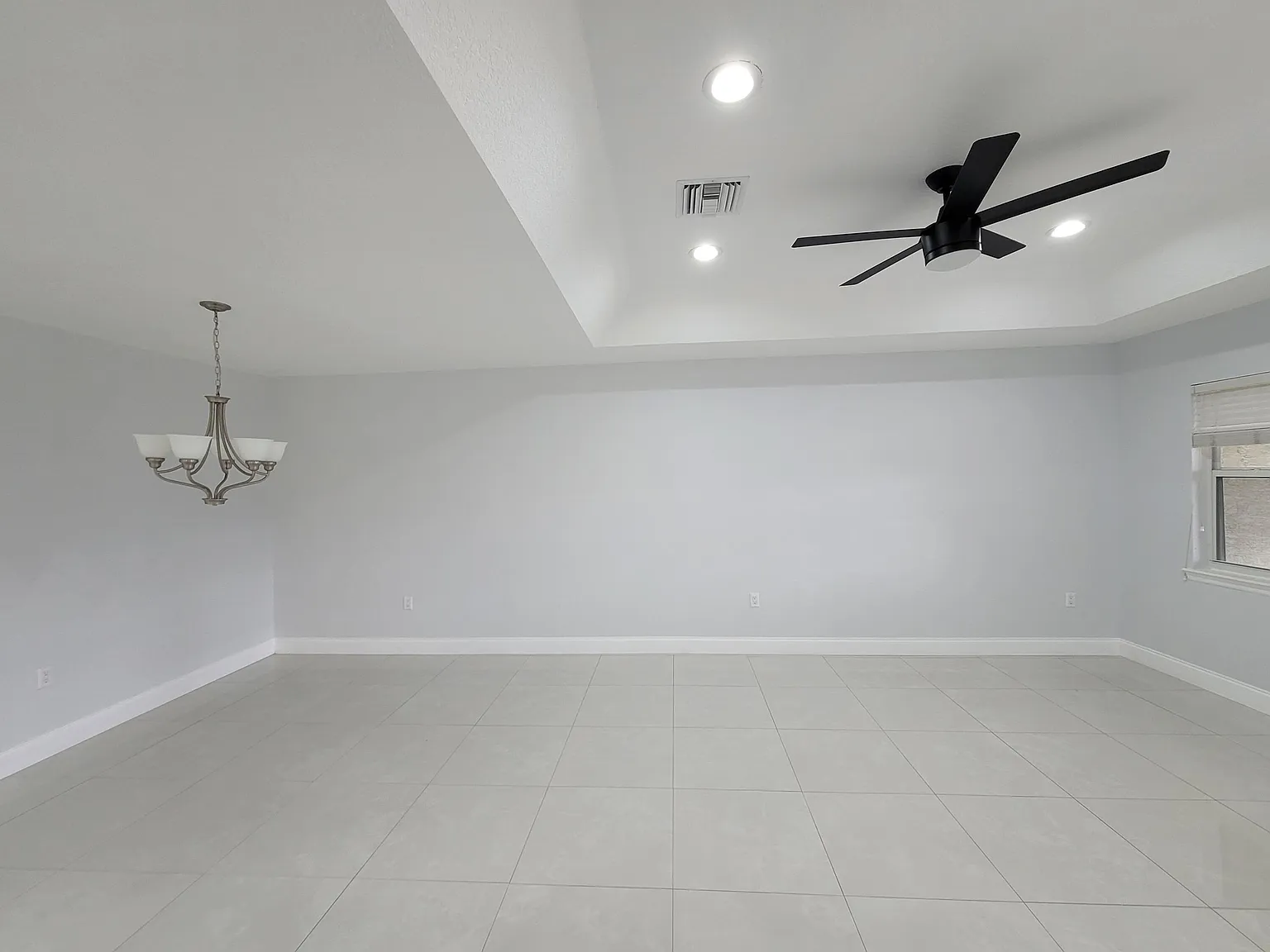 2 bed, 2.0 bath, 1230 sqft, $1,950 — Photo 3
