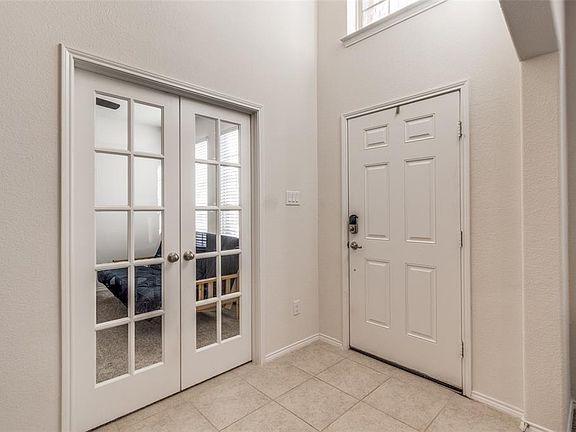 5th image of 1345 Acmite Ave