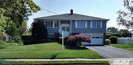 1st image of 117 Cedar Point Dr