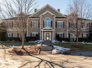 17 Roundabout Way UNIT 4, Manchester, NH 03102