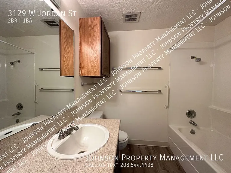 3129 W Jordan St — Photo 8