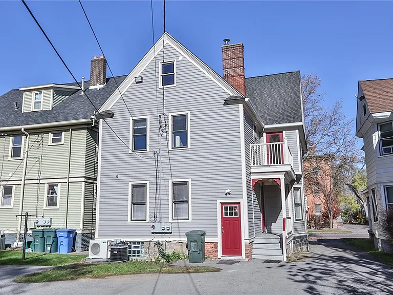 739 University Ave #DOWN — Photo 25