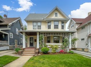 1290 Brockley Ave, Lakewood, OH