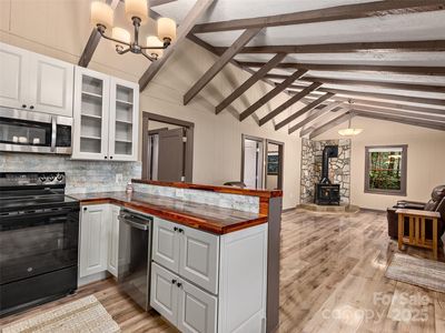 31 Poplar Ln, Maggie Valley, NC, 28751