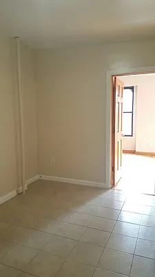 Rented by New York Residence | media 27