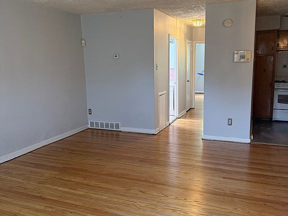 5th image of 4077 Balwynne Park Rd