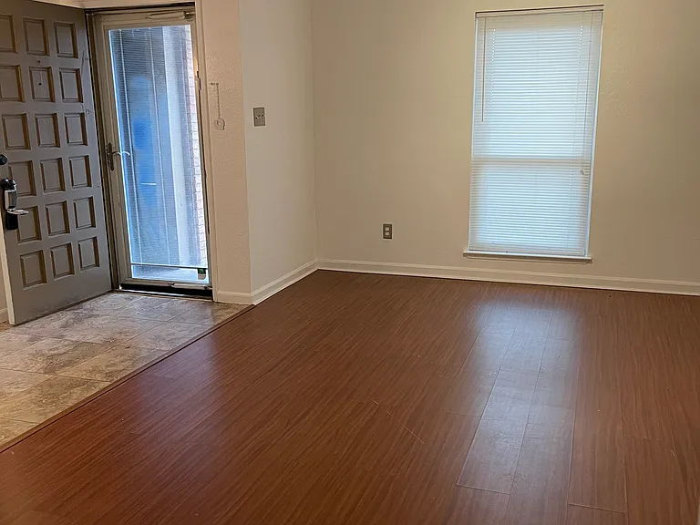 4405 Cranbrook Dr — Photo 14