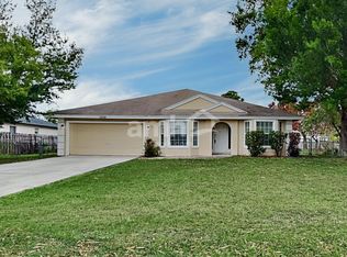 1009 SW Alcantarra Blvd, Port Saint Lucie, FL 34953