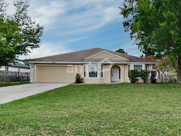 1009 SW Alcantarra Blvd, Port Saint Lucie, FL 34953