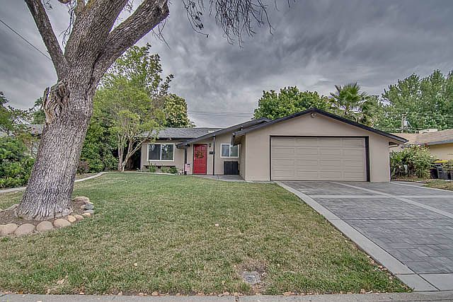 1st image of 2819 Meadow Ave