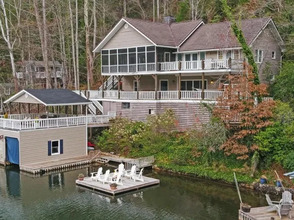 1431 Tame Turkey Rd, Lakemont, GA 30552