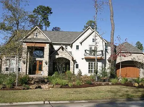 42 N Palmiera Cir, Spring, TX 77382